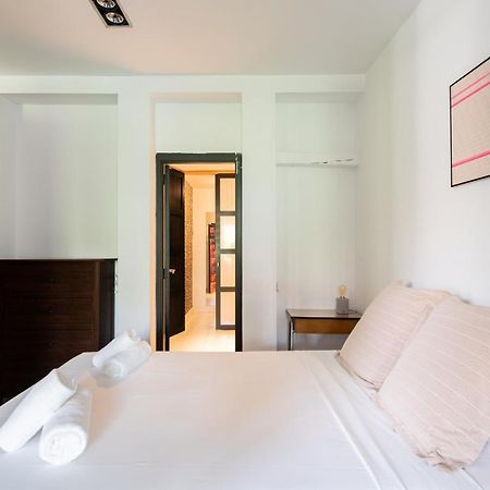 Apartamento En Tirso De Molina Apartment Madrid Luaran gambar