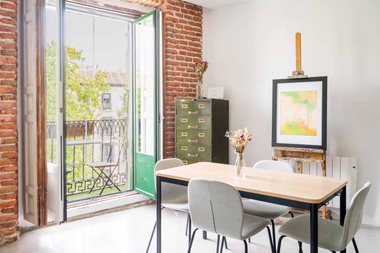 Apartamento En Tirso De Molina Apartment Madrid Luaran gambar