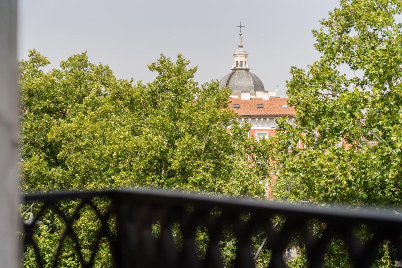 Apartamento En Tirso De Molina Apartment Madrid Luaran gambar